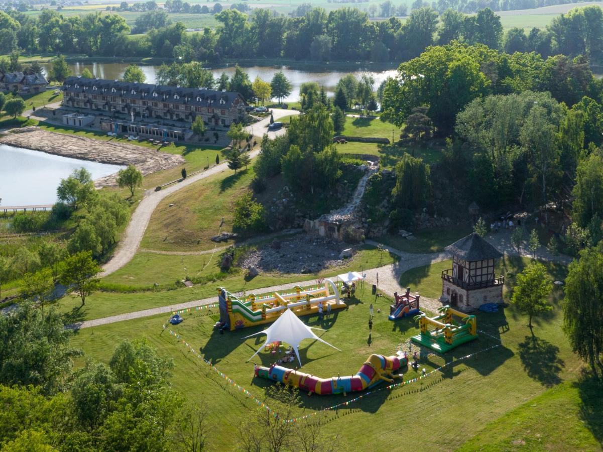 Milocin Park Centrum Wypoczynkowo-Konferencyjne Pierwoszow Exterior foto